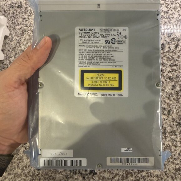 Vintage Mitsumi CD-ROM Drive CRMC-FX120T 40 pin Mitsumi Connection Dec 1996 - Picture 6 of 12